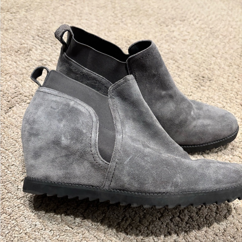 Naturalizer Darena real suede wedge booties in almost perfect condition!